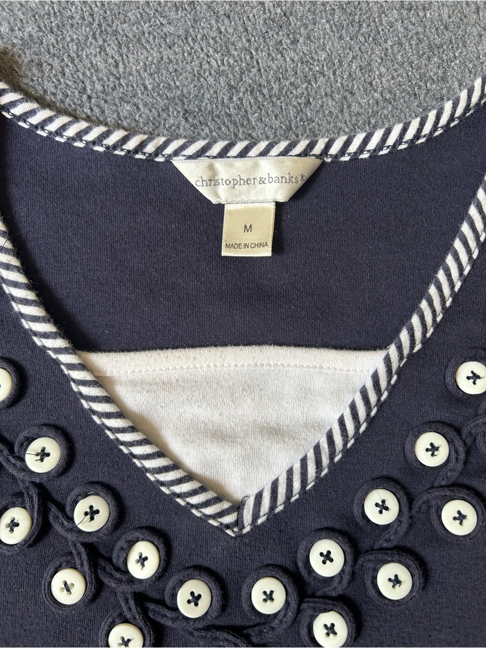 Navy Button Shortsleeve - Picture 3 of 4